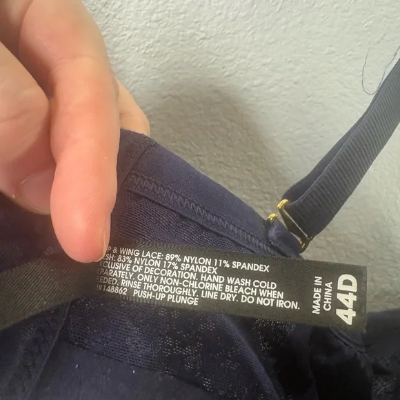 Torrid Push Up Plunge Size 44D Purple Lace Bra - Picture 4 of 6